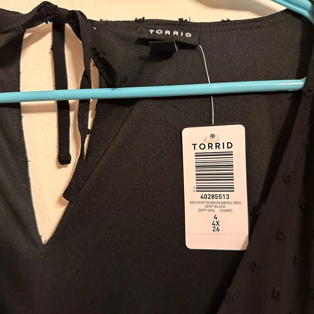 Torrid Black Long Sleeve Dress NWT size 4x 26 - Picture 3 of 9